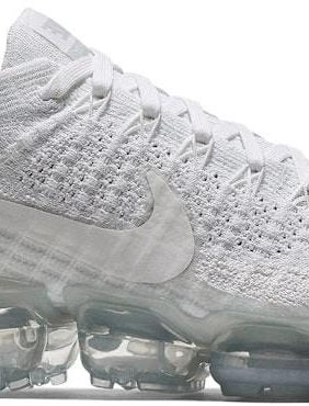 Nike Air VaporMax Triple White Women’s Trainers – 849557-100