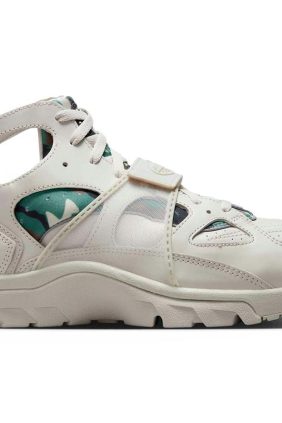 Nike Air Trainer Huarache Corteiz Light Bone FQ8793-002 Sneakers
