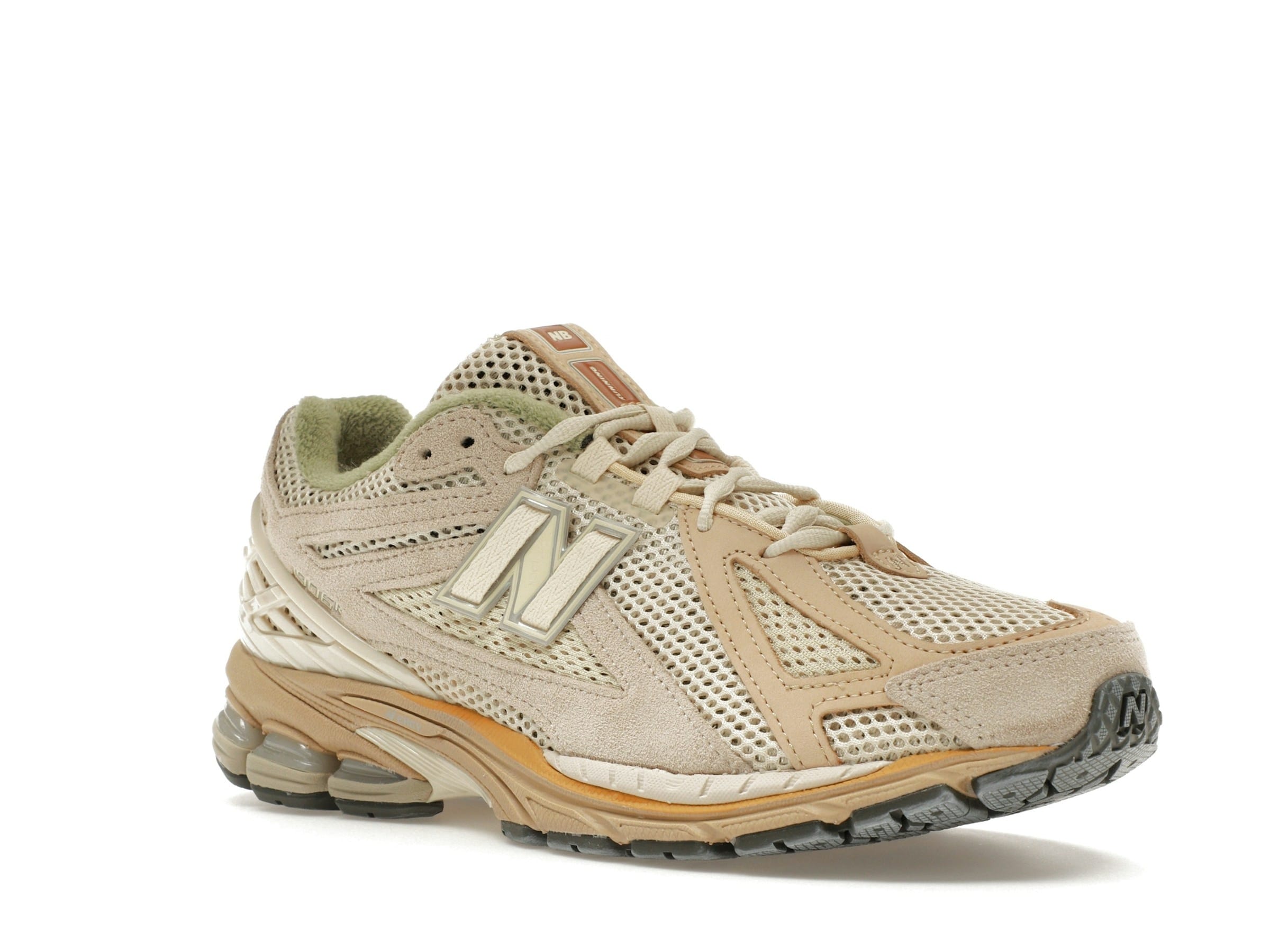 Photo by Sixfootoak Studio