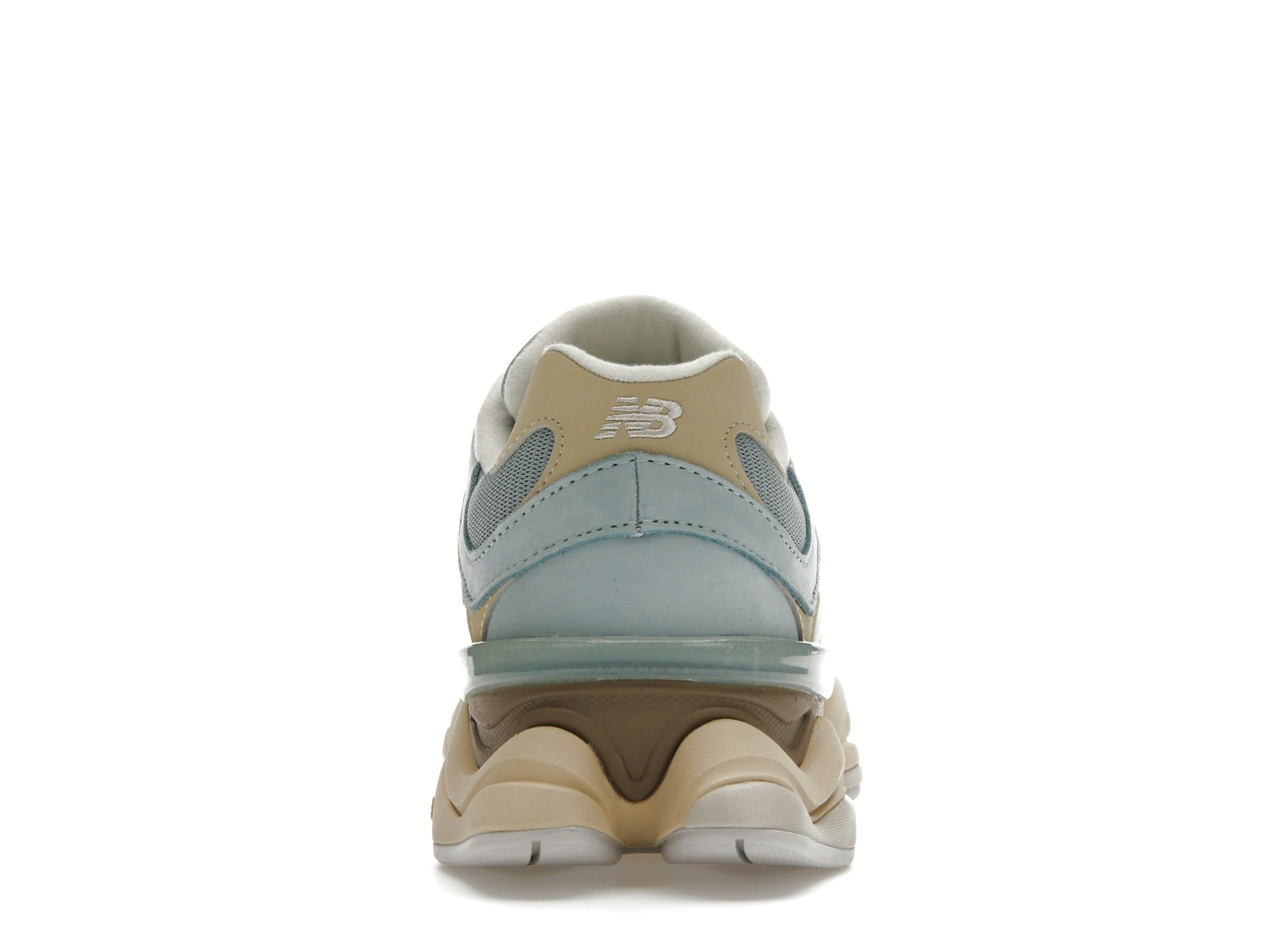 Photo by Sixfootoak Studio