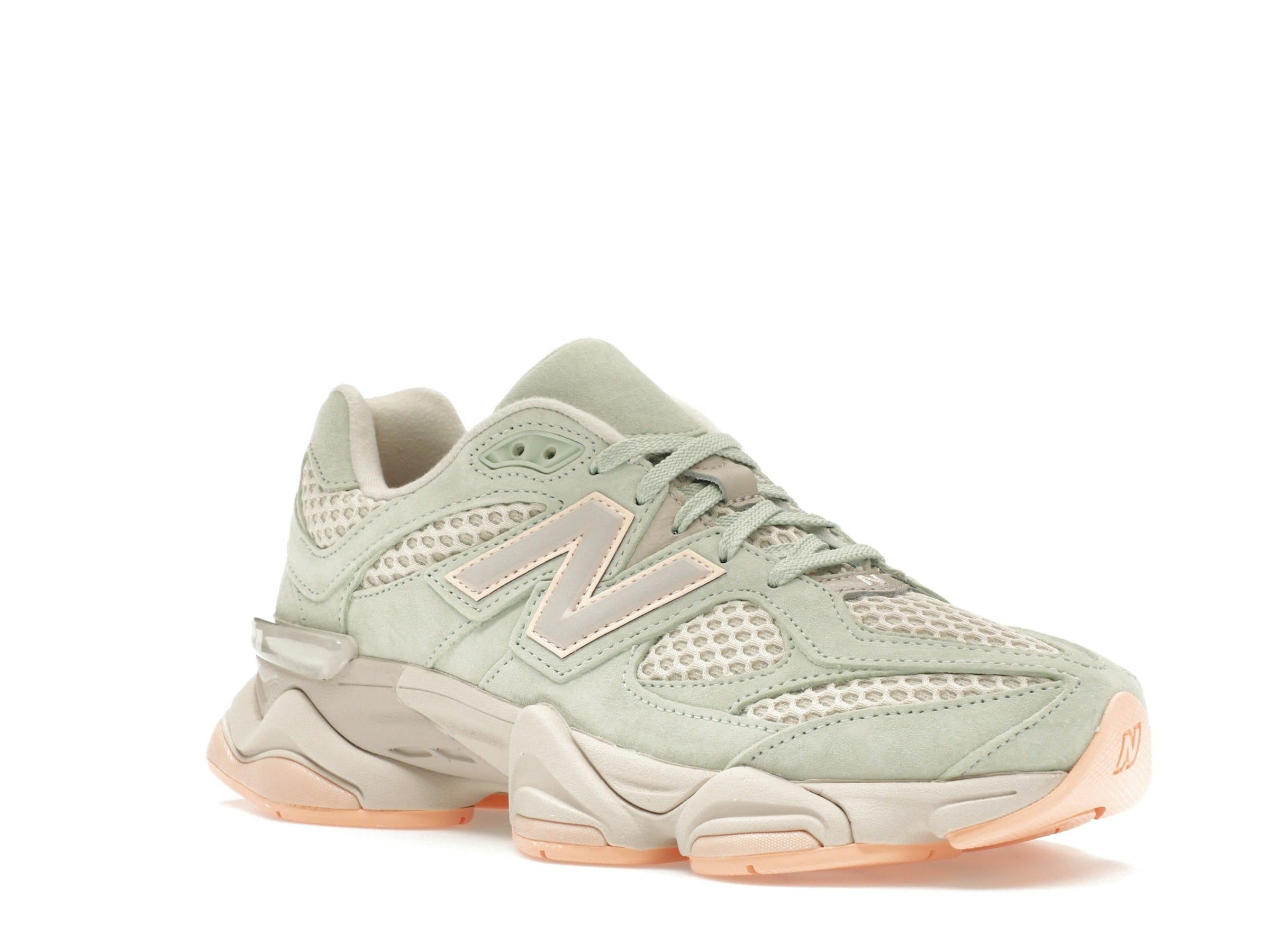 Photo by Sixfootoak Studio